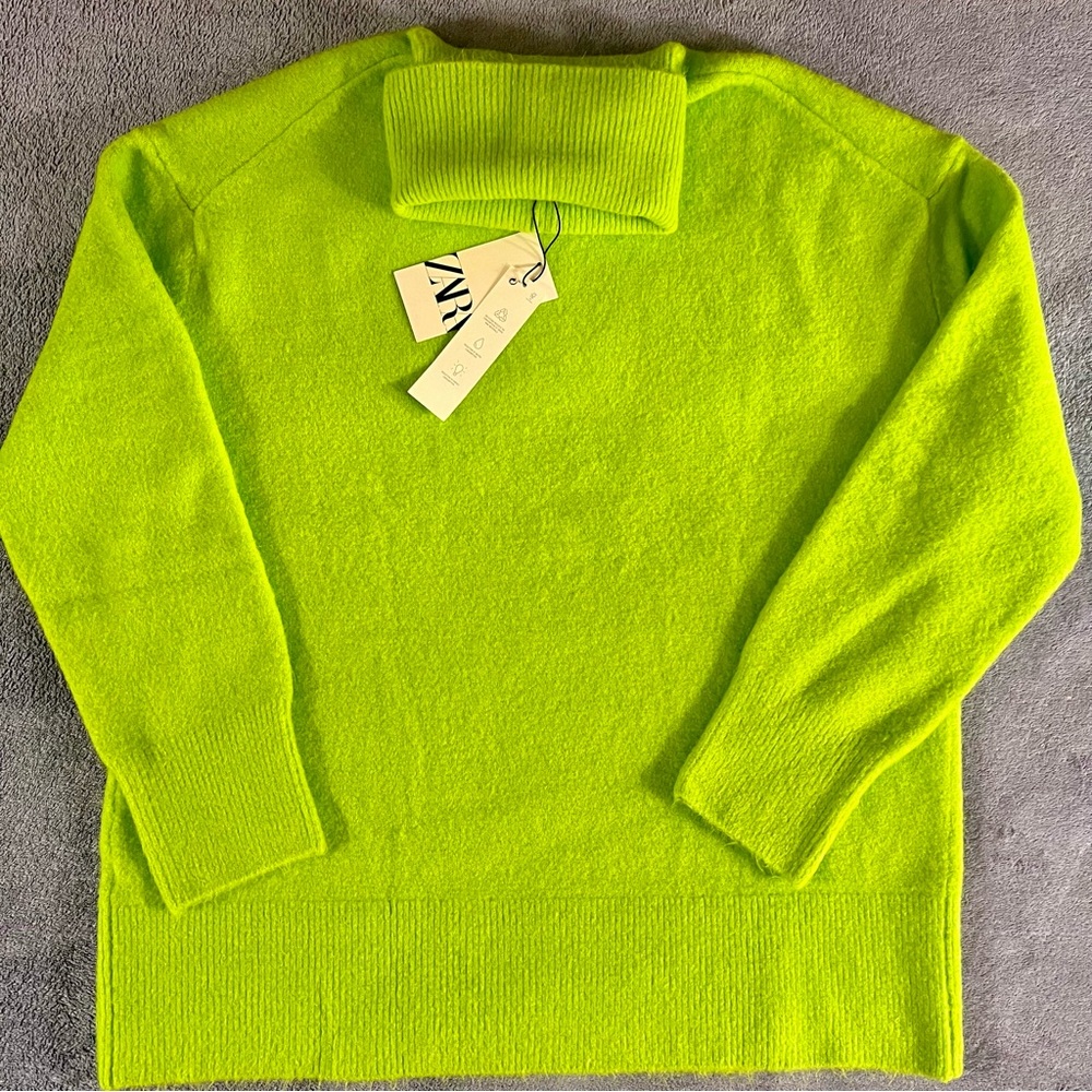 Zara Oversized Turtleneck Sweater Size Small Neon Green - Picture 3 of 7